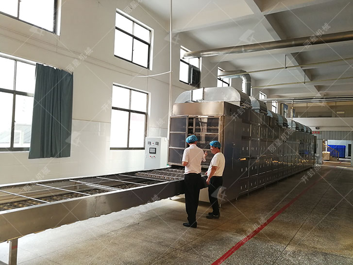 河南豫道農業使用麗星酸辣粉生產線加工制作速食粉絲