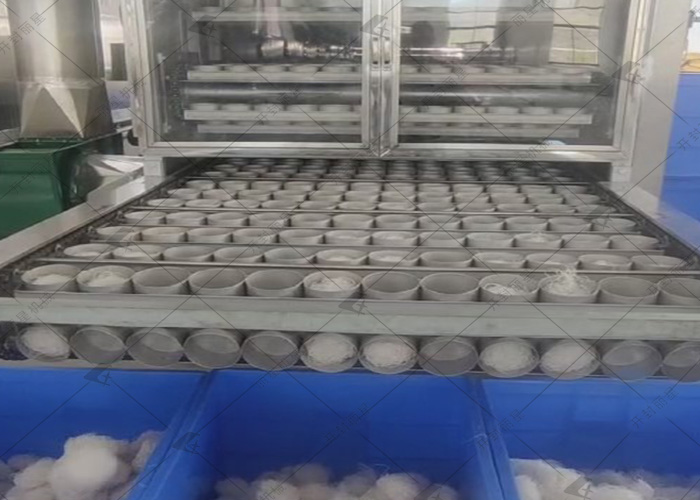 麗星日產1.5噸的方便粉絲機生產線在西藏日喀則投產使用